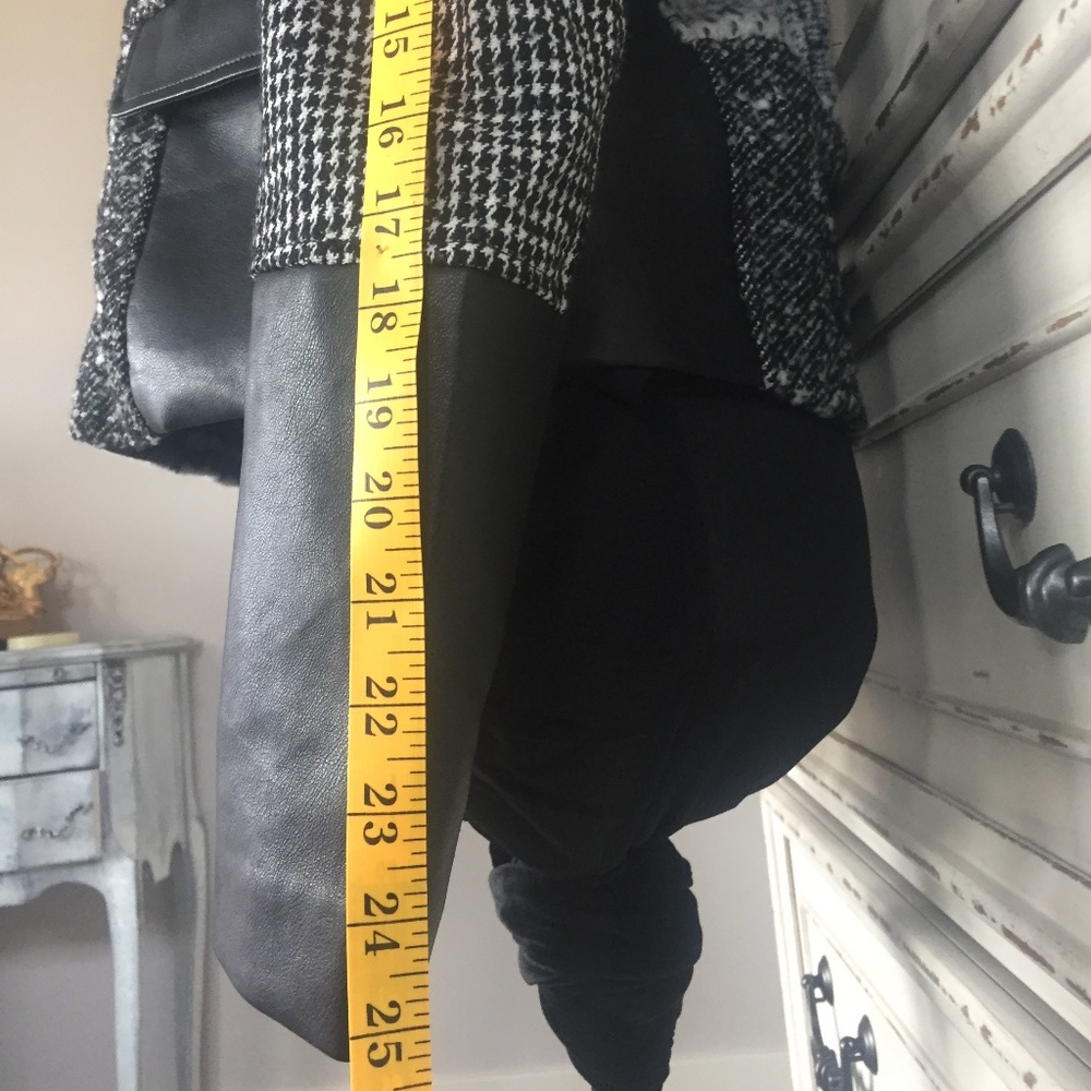 'Sophisticated Rebel' Spring/Fall Jacket - Picture 10 of 14